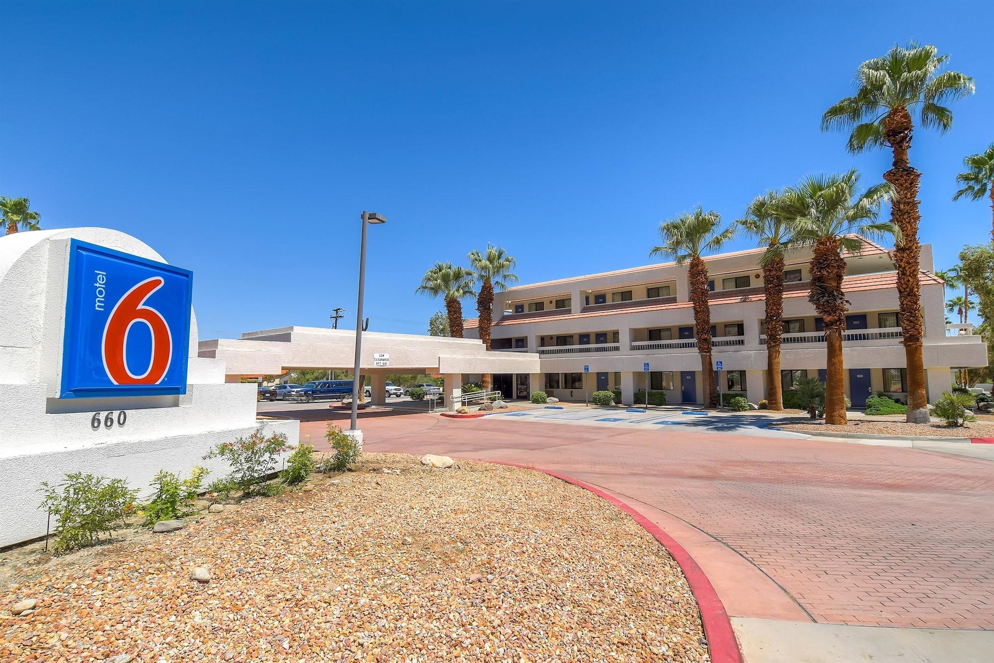 Motel 6-Palm Springs, Ca - Downtown Exterior photo